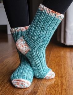 Segue Socks Crochet pattern by Addydae Designs Socks Crochet Pattern, Crochet Sock Pattern Free, Crochet Sock, Socks Crochet, Crochet Socks Pattern, Socks Pattern, Christmas Knitting Patterns, Crochet Wool, Crochet Things