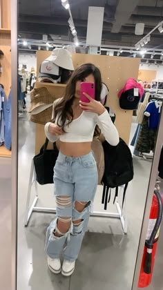 Baddie White Girl, Picolandia Outfits, Outfit Ideas Summer Latina, Latina Girl Outfits For School, Outfit Inspirations Latina, Latina Aesthetic Outfit School, Outfits Latina