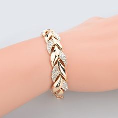 Owl Bracelet, The Bangles, Bracelets Design, Gold Armband, Leaf Bracelet, Hot Jewelry, Gold Bracelet For Women, Wedding Bridal Jewellery, Hand Chain