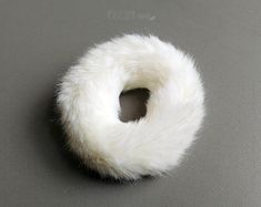 Measuring approx : 18 mm ElasticMaterial : Artificial Fur🌸 https://www.etsy.com/shop/EKKLENsupply?search_query=ECT0084 Fur Headband, Hair Supplies, Winter Hair, Winter Hairstyles, Ivory Color, Favorite Jewelry, 10 Days, Bangle Bracelets, Faux Fur