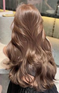 Hair Color Inspo Natural, Pretty Natural Hair Colors, Light Cinnamon Hair Color, Warm Mushroom Brown Hair, Milk Brown Hair Color, Hair Color Tan Skin, Medium To Light Brown Hair, Hair Colour Ideas For Pale Skin, Types Of Brown Hair Color Shades