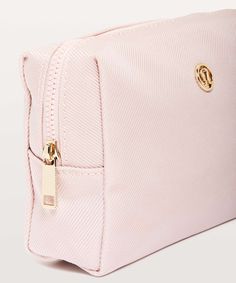 Unrealistic Wishlist, Cute Pencil Pouches, Pencil Pouches, Preppy Accessories, Bday Wishlist, Preppy Jewelry, Lululemon Jacket