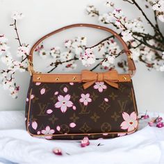 Limited Edition 2003 Rare Vintage Collectible Piece Louis Vuitton X Takashi Murakami Cherry Blossom Printed Monogram Gold Toned Studded Strap Hardware Excellent Condition Date Code: Ar0043 Dust Bag Included Height: 4.73 In. (12 Cm) Width: 8.27 In. (21 Cm) Depth: 1.58 In. (4 Cm) Louis Vuitton Takashi Murakami, Cherry Blossom Print, Takashi Murakami, Pretty Bags, Christmas Wishlist, Beautiful Bags, Vintage Collection, Cherry Blossom, Louis Vuitton Bag