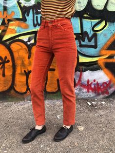 "Insane orange plush corduroy trousers. Skinny fit. Purchased for myself but they are too small! So sad to sell these beautiful pants. I normally fit a 24W but these are too tight for my liking, I can squeeze into them but it's not comfortable. Please check measurements and there is no stretch to the material. No flaws. Metal Talon zipper. Front and back pockets. An absolutely wonderful pair of pants for the crazy corduroy lover.  Fits XXS 24\" waist  33\" hips  10.5\" rise  19\" around the thig Retro Orange Pants For Fall, Lover Fits, Pantalon Orange, Corduroy Pants Outfit, Corduroy Trousers, Orange Outfit, Womens Trousers, Corduroy Pants, Canada Post