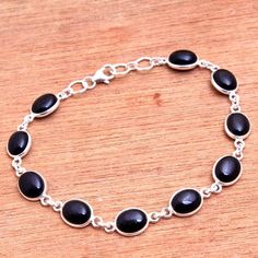 Elegant Black Onyx Oval Shape Gemstone Bracelet - 925 Sterling Silver Women Designer Bracelet Jewelry for Christmas Gift length 7.5 - 8"  -ab0224 (Stamped 925).MATERIAL- 925 STERLING  SILVERBRACELET SIZE - 7.5 - 8"STONE - Black OnyxSTONE SHAPE - OvalBRACELET WEIGHT - 7.3 GRAMSSTONE SIZE  - 9 x 7 MM Oval Bracelet, Jewelry For Christmas, Black Onyx Bracelet, Designer Bracelet, Handmade Jewelry Bracelets, Silver Plated Bracelet, Jewelry Bracelets Silver, Brass Bracelet, Sterling Silver Jewelry Handmade