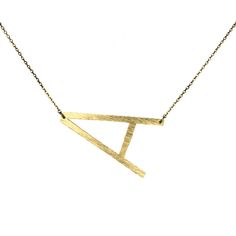 16 inch necklace in gold-dipped brass with a 2 inch extender. This gold initial necklace adds a personal, elegant touch to any outfit, no matter the occasion. Its simplistic versatility makes it a gorgeous everyday staple. Also available with letter: A, B, C, D, E, G, H, J, K, L, M, R, S, T Gold Initial Necklace, 16 Inch Necklace, Initial Necklace Gold, Wood Jewelry, Gold Initial, Gold Dipped, Mens Jewelry Bracelet, Anklet Jewelry, Initial Charm