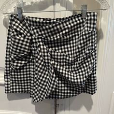 Nwt-Zara Gingham Skort Zara Skirts, Zara Black, Gingham, Womens Skirt, Zara, Black White, Black And White, Women Shopping, White