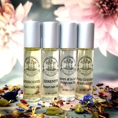 Spiritual Spells, Solid Perfume Diy, Perfume Diy, Perfume Blends, Queenie Goldstein, Essential Oil Perfumes Recipes, Wiccan Rituals, Esential Oils, Essential Oil Beauty