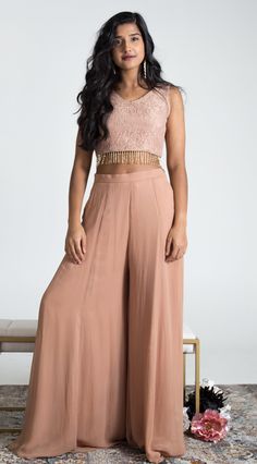 Georgette palazzo with pockets Crop Top With Plazo, Tops For Palazzo Pants, Plazzo Designs, Georgette Palazzo, Mehendi Outfit, Wedding Lehenga Designs, Crop Top Designs, Palazzo Pant, Modest Dresses Casual