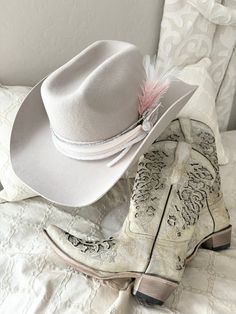 Women's cowboy hat  Boots not included  Decorative wool cowboy hat.  Geo quarts charm attached One size fits most  56-58  Adorable   All sales final. Birthday girl, bride to be, bachelorette fun.  Need a different color ? Message me. Wool gray hat. silvers, gray, whites, pinks,feather White Cowboy Hat Decorated, Black Cowgirl Hat, Cowboy Hat Black, Bride To Be Bachelorette, Rhinestone Hat, Lace Hat, Gray Hat, Black Cowgirl, Western Hat