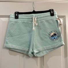 Ron Jon Surf Shop Ladies Shorts In Size Small. Made Of 80% Cotton & 20% Polyester. Very Comfortable Shorts. White Cargo Pants, Ron Jon, Ladies Shorts, Ron Jon Surf Shop, Comfortable Shorts, Surf Shorts, Womens Black Shorts, Birthday List, Beach Shorts