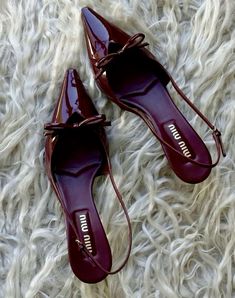 Shoes Summer 2024, Everyday Heels, Classy Heels, Heels Aesthetic, Dr Shoes, Smink Inspiration, Vintage Heels