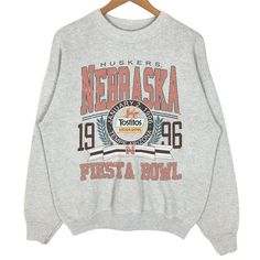 1. 50% Cotton, 50% Polyester 2. True To Size. Classic Fit 3. Size: S -> 4xl Great Gift Idea Vintage Sports Crewneck, Nebraska Huskers Football, Huskers Football, College Sweater, Preppy Fall Outfits, Vintage Crewneck Sweatshirt, Nebraska Huskers, Preppy Fall, University Sweatshirts