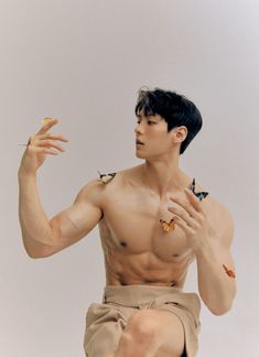 남성 근육, Male Pose Reference, Photographie Portrait Inspiration, Body Reference Drawing, Anatomy Poses, Human Reference, Body Reference Poses, Human Poses Reference, Poses References