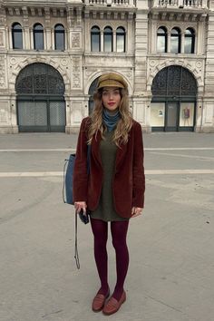 Forest Green Cardigan Outfit, Saturday Outfit Winter, Therapist Fashion, Green Cardigan Outfit, Therapist Outfit, Beige Cap, Saturday Outfit, Brown Loafers, Autumn 2024