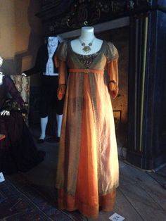 Regencygentleman | Dressing for a Regency ball (and other events) by Mr. Philip Elton Pride And Prejudice Outfits, 1810 Fashion, Bridgerton Outfits, Sari Gown, Romola Garai, Pride And Prejudice 1995, Emma 2020