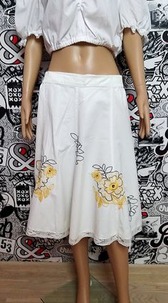 "White embroidered skirt womens skirt White skirt Floral embroidery skirt skater skirt retro skirt holiday skirt summer skirt classic skirt M height of the woman in the photo - 180 cm Please refer to photos for details of condition. Condition: very good vintage Measurements: Length: 63 cm/24.8\" Waist 82 cm/32.5\" Hips: free Size M note The color on the pictures may vary due to monitor settings and light reflections. Ready to ship Please do not hesitate to contact with me for any questions. Than Broomstick Skirt, Holiday Skirt, Long Fur Coat, Brown Leather Coat, Mens Leather Clothing, Embroidery Skirt, Holiday Skirts, Retro Skirt, Classic Skirts