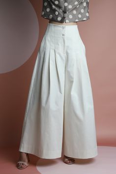 Chic Cotton Pleated Wide Leg Pants, Chic Pleated Cotton Wide Leg Pants, Chic Pleated Cotton Bottoms, High-waisted Cotton Wide Leg Pants, Cotton High-waisted Wide Leg Pants, Chic Cotton Straight Culottes, Elegant High-waisted Cotton Culottes, Elegant Cotton Culottes, Elegant Pleated Cotton Bottoms