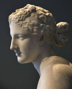 a statue of a woman's head and shoulders