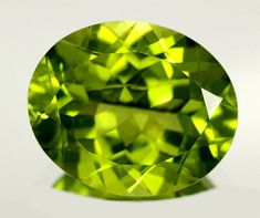 6mm x 4mm Oval Natural Peridot wholesale Lot of 10 stones. Beautiful Nice green Peridot from Pakistan. We stock over 10 million carats of loose gemstones. Let us know of any of your wholesale Loose gem needs. Faceted Oval Green Gemstones, Family Jewels, Peridot Stone, Peridot Gemstone, Single Stone, Green Peridot, Exclusive Jewelry, August Birth Stone, Livingston