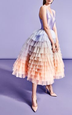 Click product to zoom Foo Foo, 90's Fashion, Dress Tulle, Viktor Rolf, Cocktail Gowns, Beauty Dress, Gorgeous Gowns, Marchesa, Yohji Yamamoto