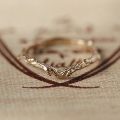 9ct Gold Unisex Thorn Branch Wishbone Ring by Dixi Witchy Rings, Thorn Ring, Branch Ring, Witchy Jewelry, Jewelry Website, Bohemian Rings, Midi Rings, Gold Piece, Solid Gold Rings