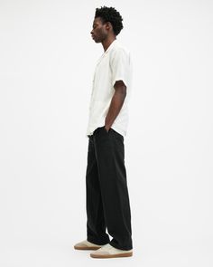 Take a laidback approach in the Hanbury Pants. Made from a cotton-linen blend fabric with a drawstring waist. The lightweight material is ideal for easy summer dressing - just add sandals and a tee.  Mid-rise Drawstring waist Full length Relaxed Fit Pants, Summer Dressing, Straight Fit Pants, Linen Blend Pants, Fitted Trousers, Going Out Outfits, Easy Summer, Fit Pants, Sweaters And Jeans