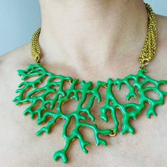 Beautiful Necklace Style Kenneth Jay Lane Color : Green And Gold Very Good Condition Brand Amrita Singh Never Used Vintage Amrita Singh, Coral Necklace, Beautiful Necklace, Kenneth Jay Lane, Green Gold, Green And Gold, Beautiful Necklaces, Jay, Coral