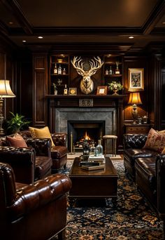 Old Money Living Room Old Money Living Room, Old Money Homes, Masculine Centerpieces, Traditional Home Offices, Speakeasy Decor, Man Cave Living Room, Indian Houses, Whiskey Lounge, Western Living Room