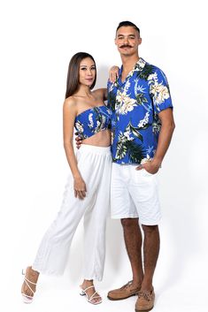 Sleeveless Tops For Summer Holiday, Sleeveless Summer Holiday Tops, White Short Sleeve Hawaiian Shirt For Beach, Summer Short Sleeve Tops For Honeymoon, Casual Summer Tops For Honeymoon, Summer Honeymoon Short Sleeve Tops, Hawaiian Short Sleeve Shirt For Beach Party, Hawaiian Shirt For Beach Party, White Matching Set Tops For Beach