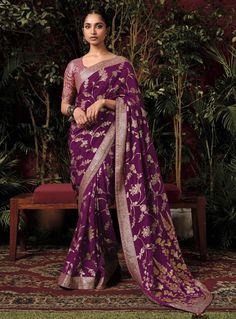 Wine Color Blouse, Drapping Saree, Dola Silk Saree, Blouse Lehenga, Purple Weave, Purple Saree, Color Blouse, Party Kleidung, Latest Sarees