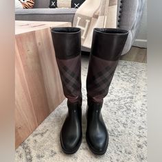 Burberry Rain Boots In Dark Purple. Designer Waterproof Boots With Round Toe, Purple Rain Boots, Burberry Rain Boots, Burberry Shoes, Purple Rain, Winter Rain, Dark Purple, Color Purple, Rain Boots