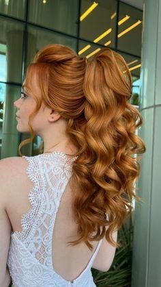 Affordable Hair And Makeup Tricks Every Glam Gal Really Should Know Cute Prom Hairstyles, Bridal Braids, Strawberry Blonde Hair, Makeup Tricks, Auburn Hair, Ginger Hair, Hair And Makeup