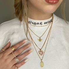 Our Angel Layered gold plated chain is perfect to add to an outfit whether it be on a casual plain outfit or to match with a more dressed-up look. The hint of pink in one of the jewels adds that special touch! All items are gold plated onto stainless steel. Rose Dans, Cute Ear Piercings, Layered Chain, Plain Outfits, Layered Chains, Stacked Jewelry, Layered Jewelry, Purple Butterfly, Butterfly Necklace