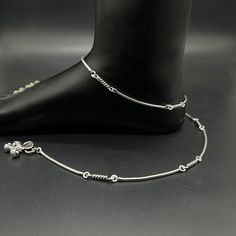 Name of product:  925 Sterling Silver Light Weight Anklet / Silver Payal Weight: 24 grams. Length: 27.3centimeter  FREE EXPRESS SHIPPING -----Feedback::- A satisfied customer is our top priority and your feedback forms the backbone of our success. Don't forget to give positive feedback along with good ratings. Thank You Silver Anklets For Festivals, Silver Anklets With Latkans As A Gift, Elegant Silver Anklets With Latkans, Elegant Adjustable Anklets With Oxidized Finish, Elegant Adjustable Oxidized Anklets, Elegant Adjustable Oxidized Finish Anklets, Payal Silver, Silver Payal, Anklet Silver