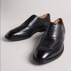 Ted Baker London Men’s Amaiss Black Formal Leather Brogue Shoes. Brand New! Details: Care & Fabric: Fabric Content: Upper: 100% Bovine Leather; Lining: 75% Cotton, 25% Caprine Leather; Sock: 50% Cotton, 50% Caprine Leather; Sole: 100% Resin Care Information: Do Not Wash, Iron Or Dry Clean Black Wingtip Dress Shoes With Brogue Detailing, Black Closed Toe Lace-up Shoes For Semi-formal Occasions, Black Leather Sole Lace-up Shoes For Business Casual, Black Wingtip Lace-up Formal Shoes, Black Oxford Dress Shoes With Leather Sole, Black Closed Toe Lace-up Business Shoes, Black Lace-up Business Shoes With Closed Toe, Black Closed Toe Lace-up Shoes For Business, Black Formal Lace-up Shoes With Brogue Detailing