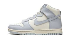 Cute Dunks High, Nike Dunks Mid, Nike Dunks High, Dunks High, Shoe Aesthetic, Bday List, Shoes 2021, Mode Shoes, High Top Shoe