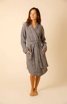 Online Only! Find yourself in total bliss when you slip into The Weightless Gray Black Organic Waffle Robe from Happy Place. This lightweight breathable robe is designed with a soft absorbent waffle-knit fabrication, a removable belt, herringbone twill belt loops, and a coconut button closure. 


	100% GOTS Certified organic cotton
	Unisex fit
	Soft, absorbent waffle knit
	Removable belt
	Herringbone twill belt loops
	Coconut button closure
	Machine washable

Learn more about PacSun eco ite Waffle Robe Women, Womens Robe, Spa Ideas, Great People, Women's Robe, Med Spa, The Shower, Christmas 2024, Knit Cotton