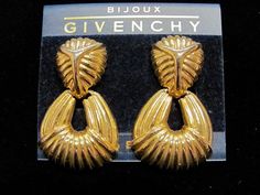 Retro GIVENCHY Large Gold Tone Art Deco Dangle Drop Door Knocker Runway Couture Clip Earrings  Women Vintage Givenchy Jewelry, Givenchy Earrings, Tone Art, Givenchy Jewelry, High Fashion Jewelry, Vintage Givenchy, Starburst Earrings, High Fashion Women, Door Knocker