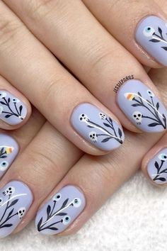 Biab Nail Art Halloween, Powerful Nail Designs, Eyeball Halloween Nails, Floral Halloween Nails, Botanical Nails Designs, Plant Nail Ideas, Lavender Halloween Nails, Skull Flower Nails, Girly Spooky Nails