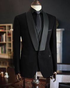 Black Suits For Men, 3 Piece Suit Men, Formal Shawl, C 63 Amg, Dinner Suit, Classy Suits, Wedding Suits Groom