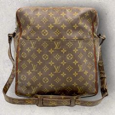 Great Vintage Find. This Louis Vuitton Marceau Bag Is A Real Gem, It’s A Fabulous Crossbody Bag, Fits Most Laptops And Tablets, Can Definitely Be Used As A Tech Carrying Case. Monogram Throughout. Great Clean Interior, With Some Signs Of Wear That Is Consistent With A Great Item Of Its Age. The Non-Slip Strap Is Also A Great Feature For City Dwellers Who Have To Commute In Public Transit. Authentic Louis Vuitton For A Fraction Of What A New Item Would Cost. Unisex. Size: 11" Length X 4" Depth X 12.5" Height | 12.5" Strap Drop Modern Brown Monogram Canvas Bag, Rectangular Monogram Canvas Shoulder Bag For Travel, Tan Monogram Canvas Business Bag, Business Tan Monogram Canvas Bag, Modern Brown Monogram Canvas Satchel, Travel Crossbody Satchel In Monogram Canvas, Monogram Canvas Crossbody Satchel For Travel, Travel Monogram Canvas Crossbody Satchel, Luxury Tan Satchel For Travel