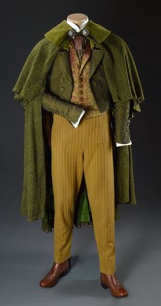 Sandy Powell Costumes, Interview With The Vampire Costume, 18th Century Vampire, Brad Pitt Interview, Lestat And Louis, Sandy Powell, Film Costumes, Vampire Chronicles, Hollywood Costume