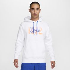 Made from our midweight brushed fleece, this classic hoodie feels extra soft on the inside and smooth on the outside, helping you stay cozy while keeping its structured shape. Hoodies Nike, Nike Sportswear Club Fleece, Men's Pullover, Hoodies Men Pullover, Orange Fashion, Mens Activewear, Pullover Men, Stay Cozy, White Hoodie