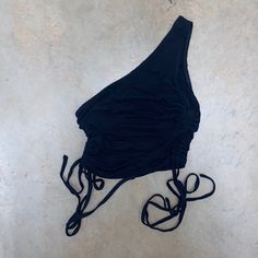 Sides Have Scrunching Strings To Adjust Length. Never Worn Black Drawstring Tops For Summer, Black Sleeveless Top With Drawstring, Black Tops With Drawstring For Night Out, Chic Black Top With Drawstring, Black One Shoulder Top, One Shoulder Top, One Shoulder Tops, Shoulder Top, One Shoulder