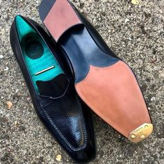 <p>Shoes+Detail</p> ++++++++++ ++++++++++++++++++++<p><strong>Upper:</strong>+High+Quality<span+style="color+:#539B00"<p>+Calf-Skin+Leather<p> ++++++++++++++++++++++++++++++++++++++++++++++++++++++++++++++++++++++++<p><strong>Inner:</strong>+Soft+Leather+</p> +++++++++++++++++++++++++++++++++... Black Moccasins, Loafers Dress, Quality Leather Boots, Custom Design Shoes, Pig Skin, Dress Formal, Formal Shoes, Handmade Shoes, Loafer Shoes