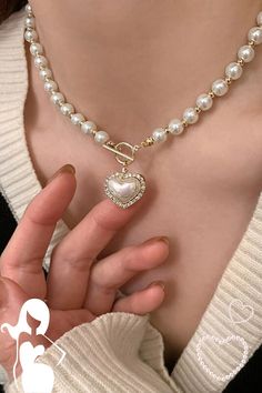 COQUETTE PEARL HEART NECKLACE Pearl Heart Necklace, Pearl Heart, The Eye, Heart Necklace, Good Quality, The End, Heart Shapes, Romance, Sunglasses