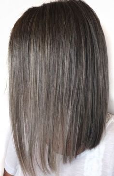 Grey Hair Balayage, Balayage Grey Hair, Balayage Grey, Highlights Silver, Blond Beige, Gray Highlights, Haircut Bob