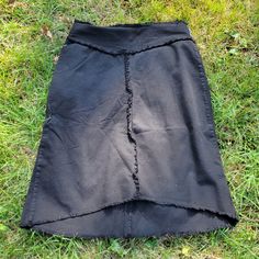 Vintage Y2k Frayed Black skirt!! mid-rise midi skirt with fray detailed seams and A-line fit. By Starwear Redefined! Size 18 with slight stretch.Waist: 38"Hips: 50"Length: 26 1/2"-31 1/2" Cheap Vintage Medium Wash Skirt, Fitted Denim Pencil Skirt With Frayed Hem, Fitted Cotton Cutoff Skirt, Fitted Pencil Skirt With Frayed Hem, Stretch Cotton Denim Skirt Knee-length, Black Stretch Cotton Denim Skirt, Y2k Style Cotton Stretch Skirt, Y2k Style Stretch Cotton Skirt, Fitted Cutoff Skirt With Frayed Hem