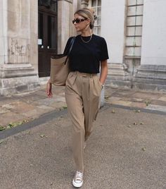 Look Jean, Smart Casual Outfit, Work Outfits Women, Business Casual Outfits, Fashion Mode